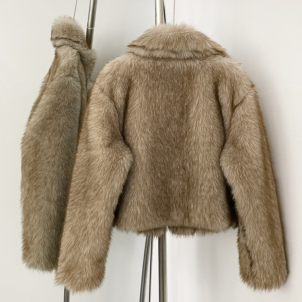 Stylish Short Winter Coat With A Suit Collar And Faux Fur Trim