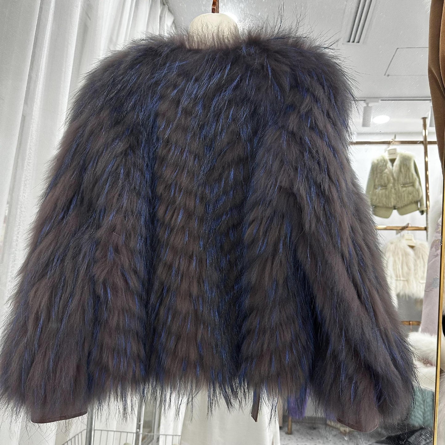 Raccoon fur grass coat, woven with car stripes, women's short jacket, Haining autumn and winter new small fresh and stylish, age reducing