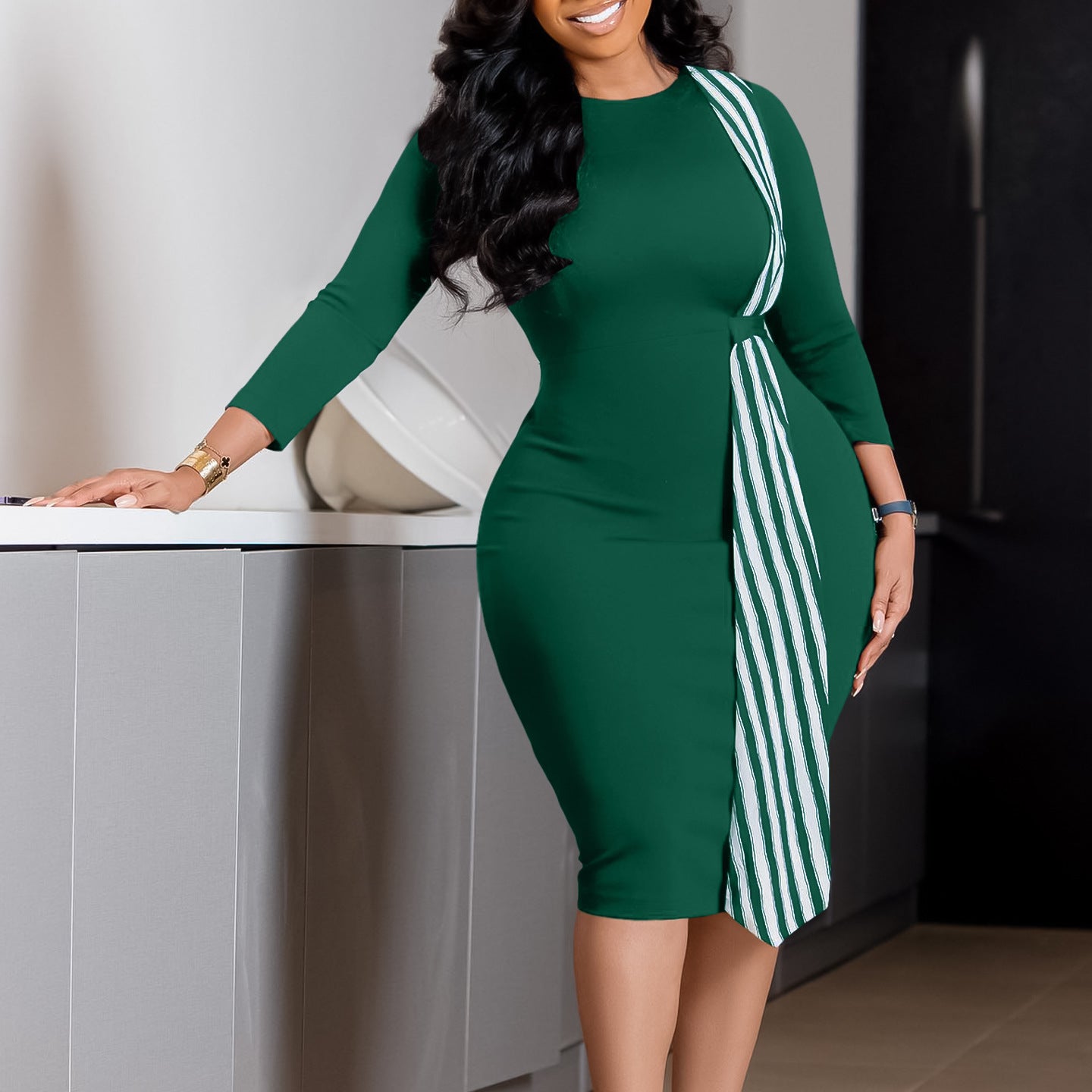 Women's Slim Round Neck Pencil Dress