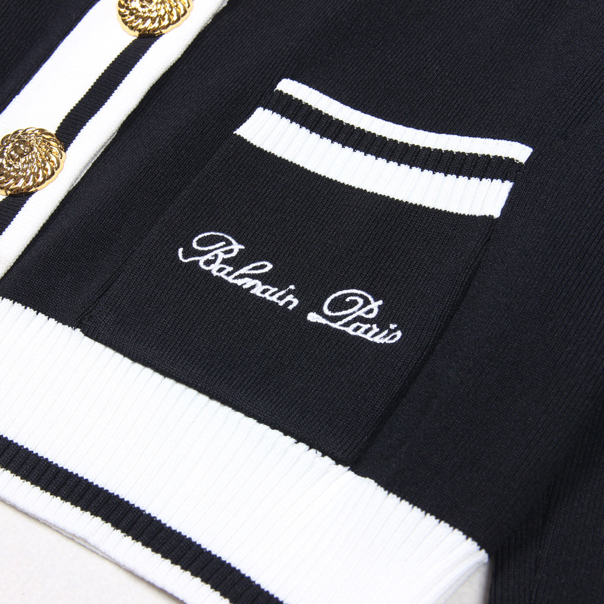 Long sleeved round neck knitted sweater top, fashionable woolen cardigan, versatile jacket