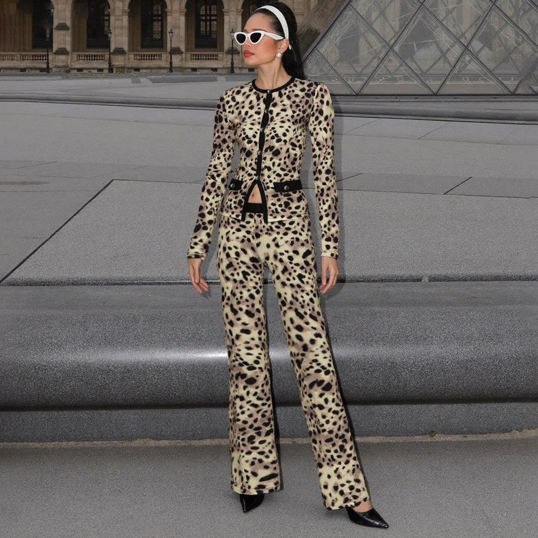 Round neck button contrasting cardigan long sleeved high waisted slim fit pants set