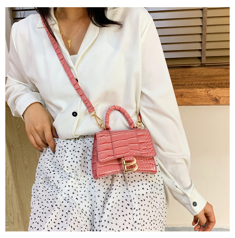 Net Red Small Black Bag Ladies Bag Casual Versatile One Shoulder Messenger Bag Black Crocodile Pattern Small Square Bag