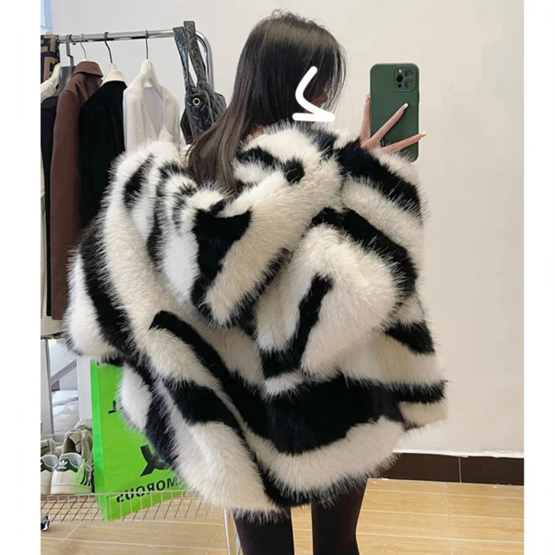 Women's fur coat Zebra print hooded fox fur coat young padded winter thermal jacket