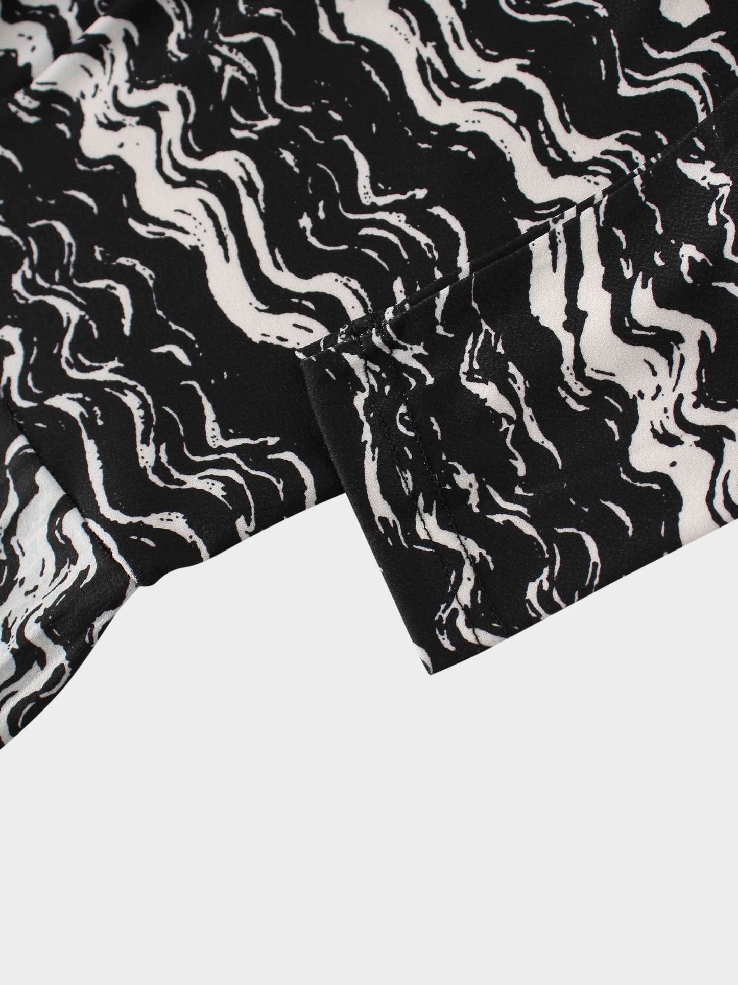 Pleat Bottom Stretch Maxi Dress-Black/White